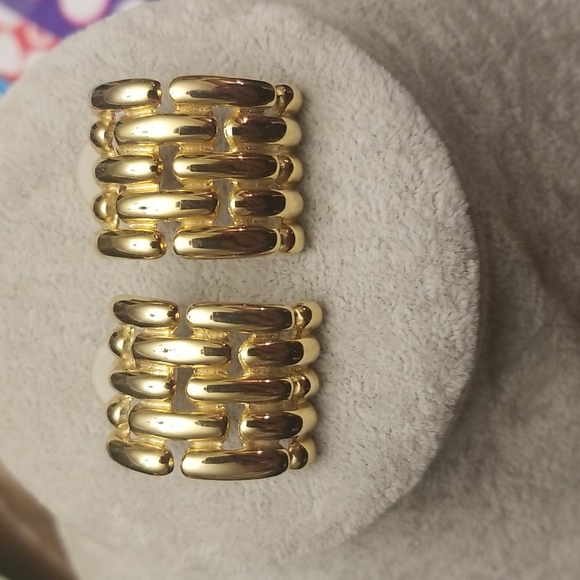 Jewelry - Golden weave earrings